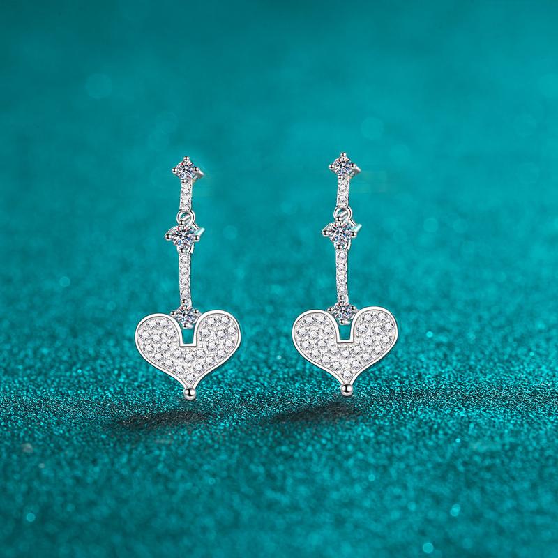 S925Sterling Silver Women's Champagne Gold Heart Style Full Moissanite70Part Ear Studs